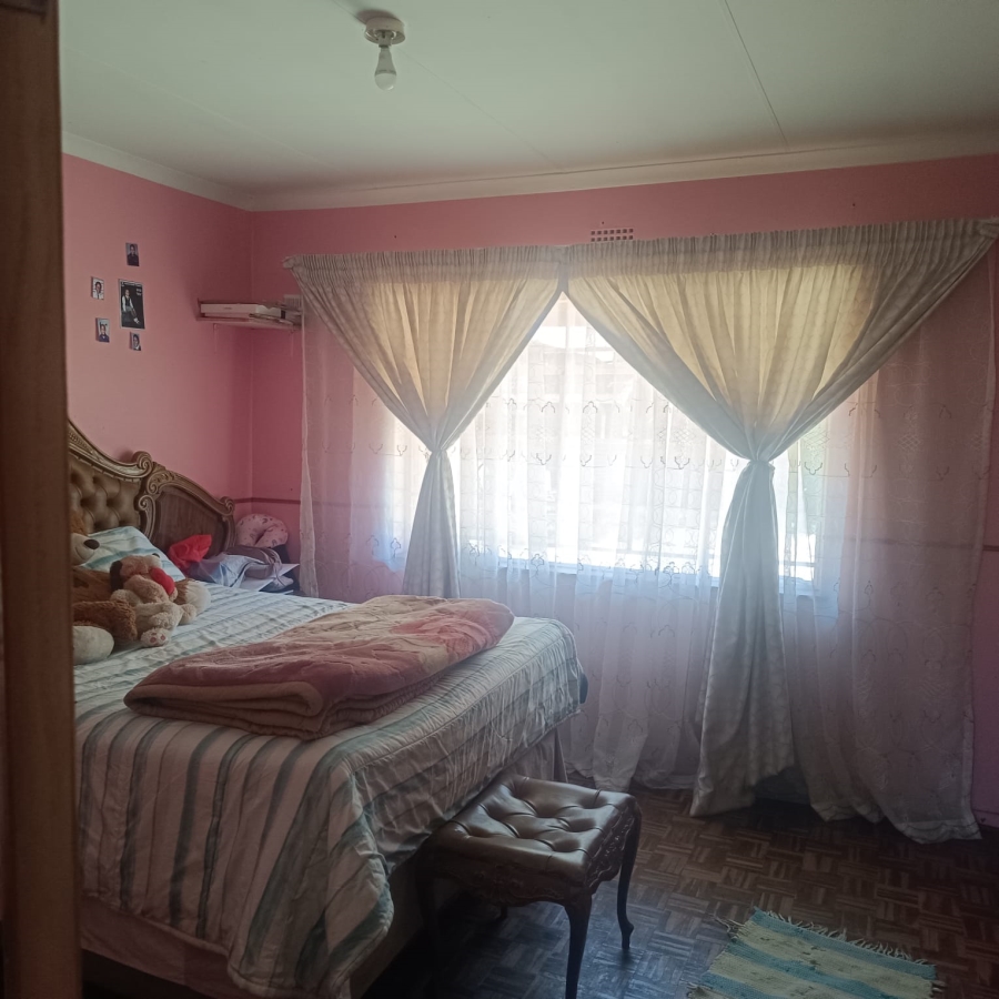 3 Bedroom Property for Sale in Vaalpark Free State